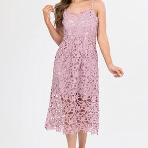 Mauve Crochet Lace Sleeveless Midi Dress